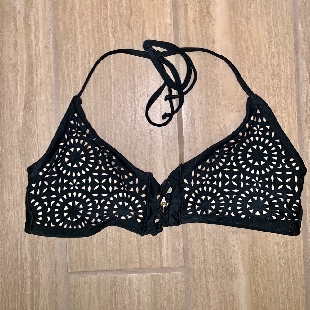Bikini top